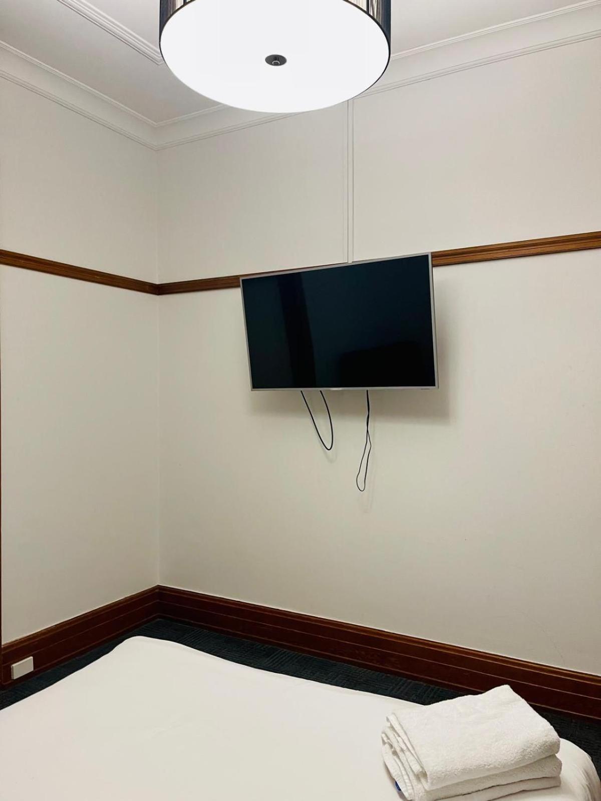 Guildford Hotel Luaran gambar