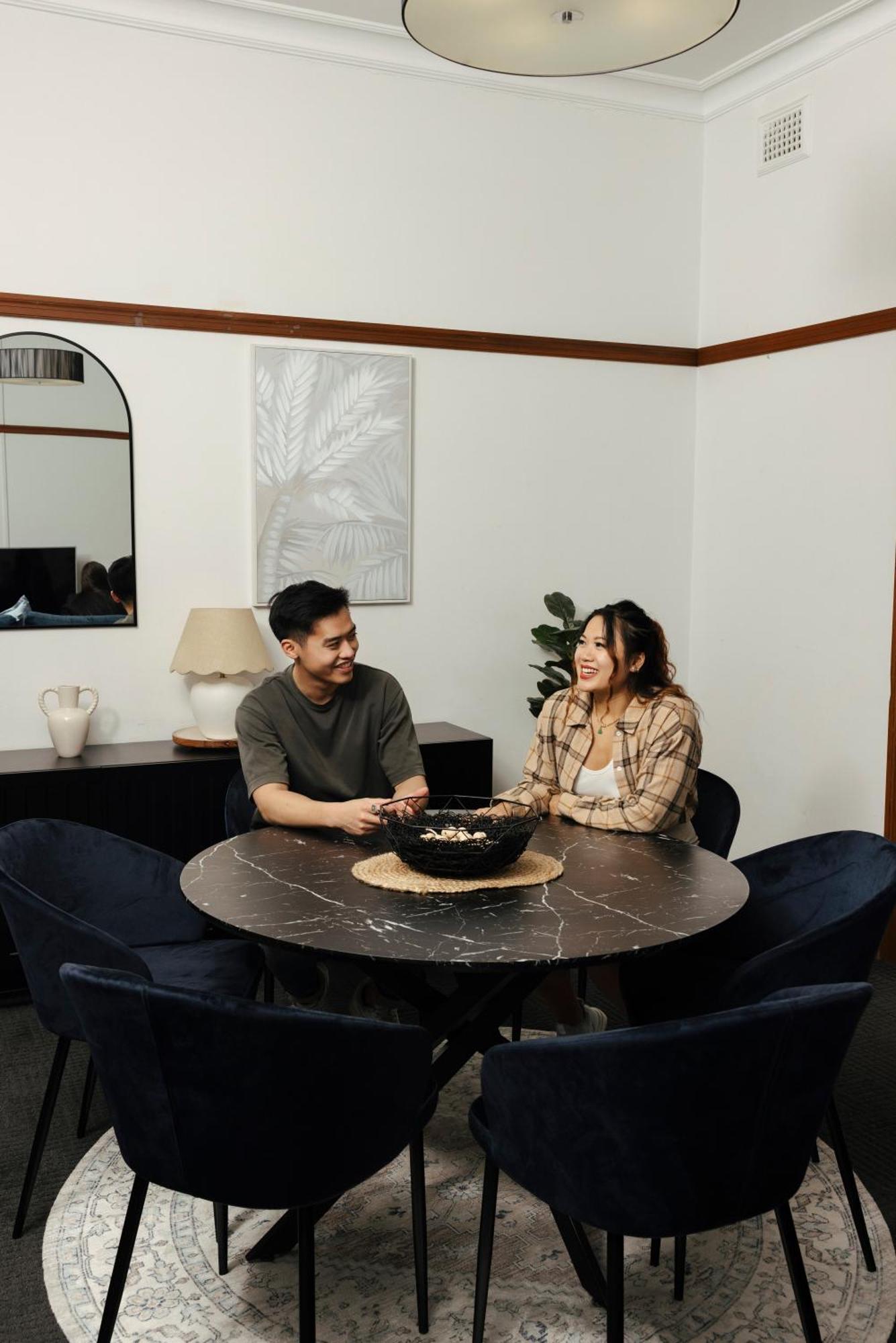 Guildford Hotel Luaran gambar
