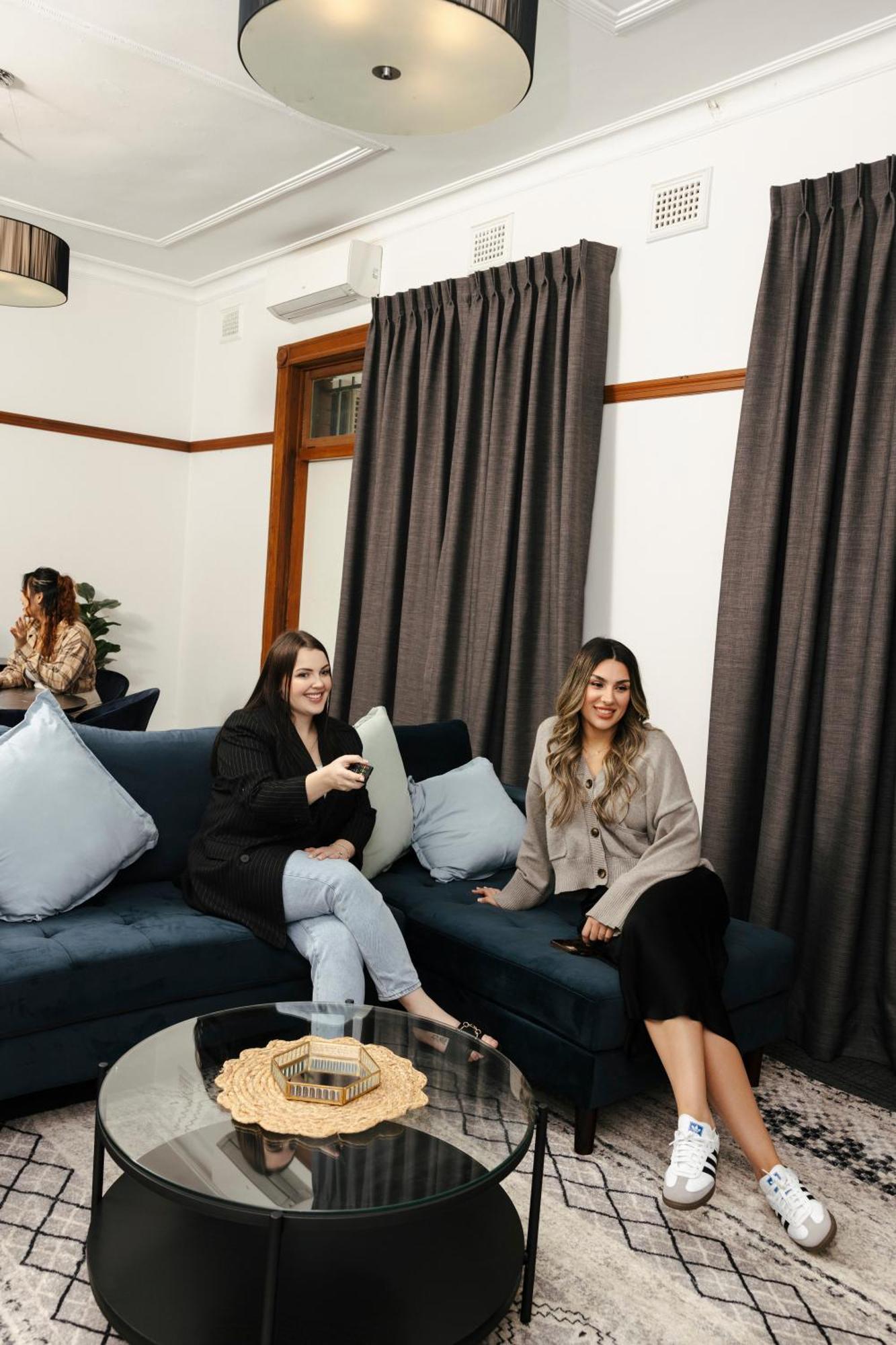 Guildford Hotel Luaran gambar